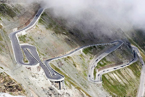 Stunningmesh - Amazing Roads and Paths making the Art Awesome Roads