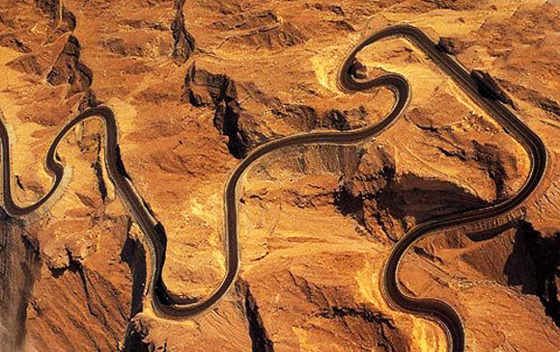Stunningmesh - Amazing Roads and Paths making the Art Awesome Roads