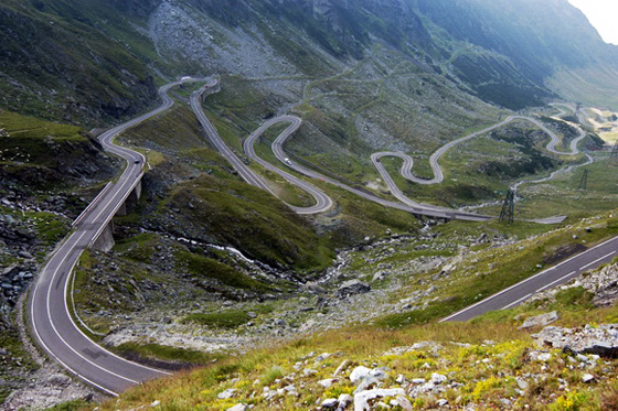 Stunningmesh - Amazing Roads and Paths making the Art Awesome Roads