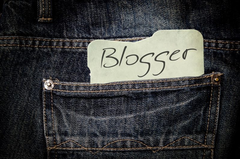 How to become Successful Blogger